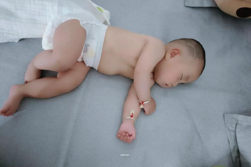 沧州4个月宝宝特点 沧州4个月宝宝特点